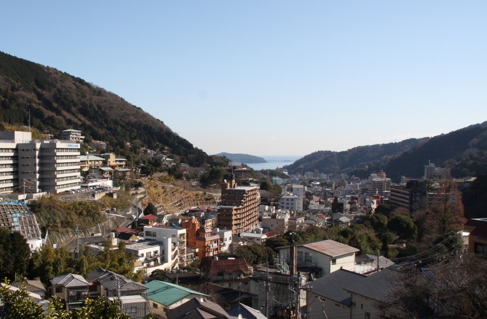 湯河原温泉街並み01