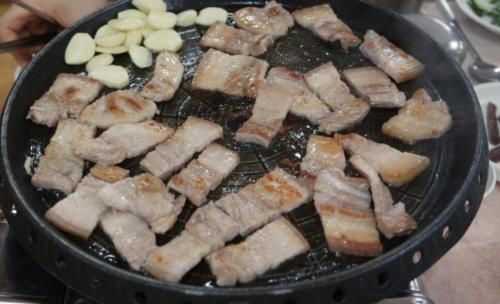 韓国本場の焼き肉４